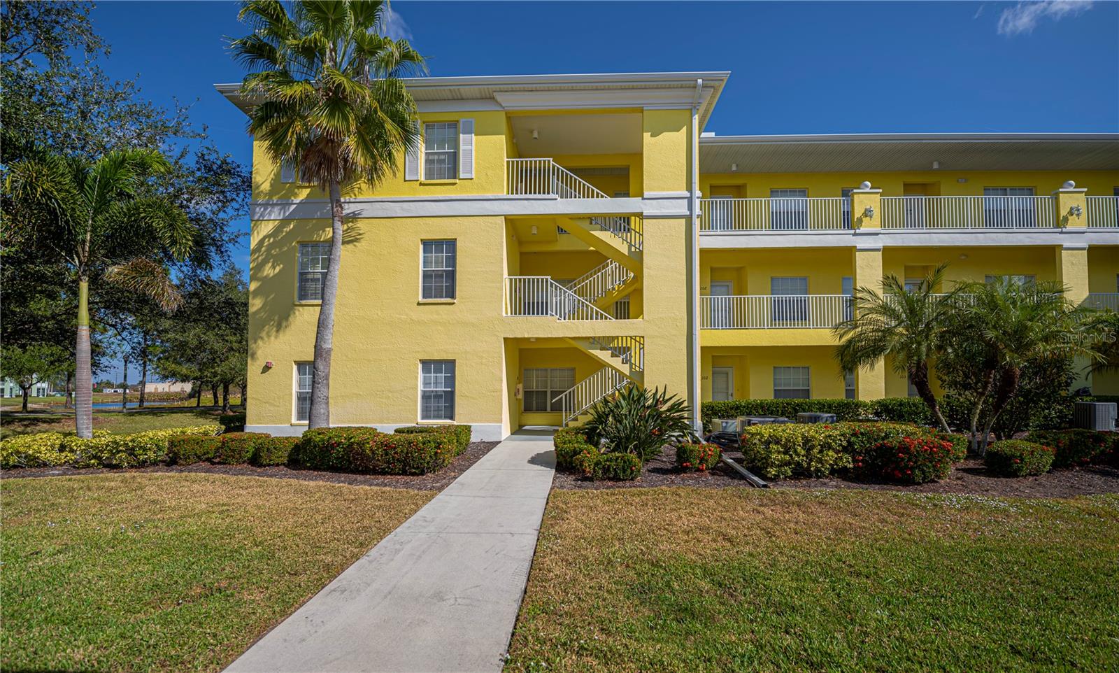 LAKE VIEW CONDOMINIUM AT HERITAGE - Residential