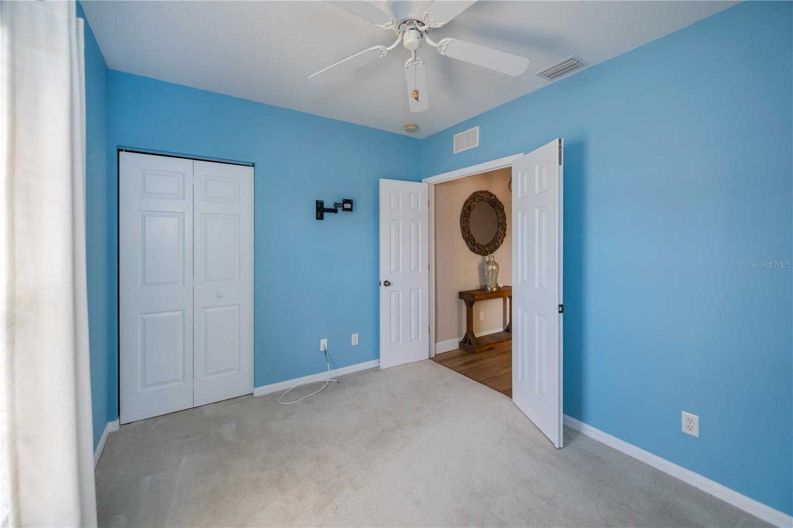 LAKE VIEW CONDOMINIUM AT HERITAGE - Residential