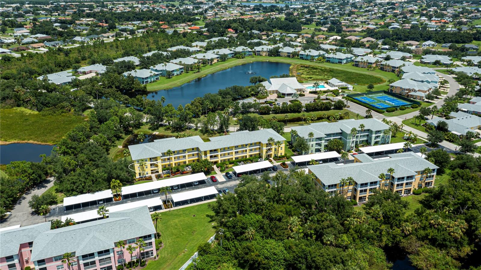 LAKE VIEW CONDOMINIUM AT HERITAGE - Residential