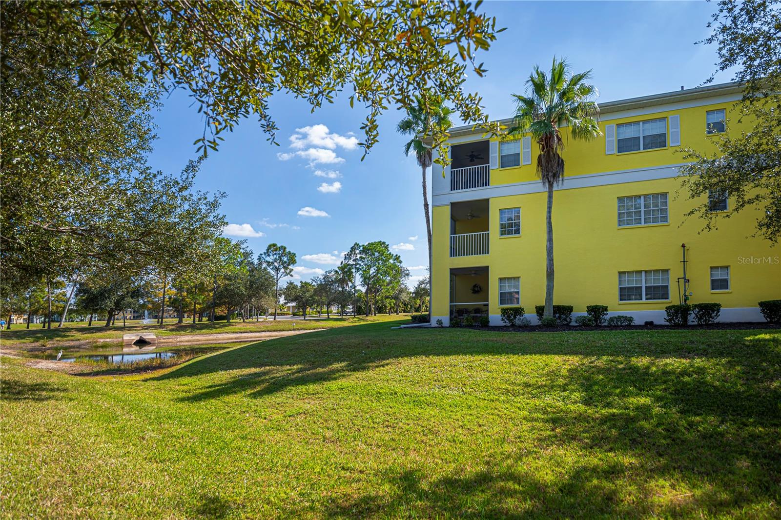 LAKE VIEW CONDOMINIUM AT HERITAGE - Residential