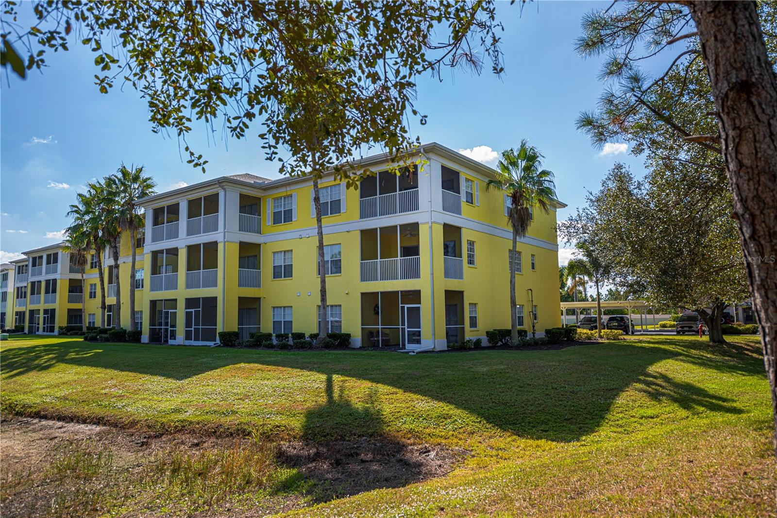 LAKE VIEW CONDOMINIUM AT HERITAGE - Residential