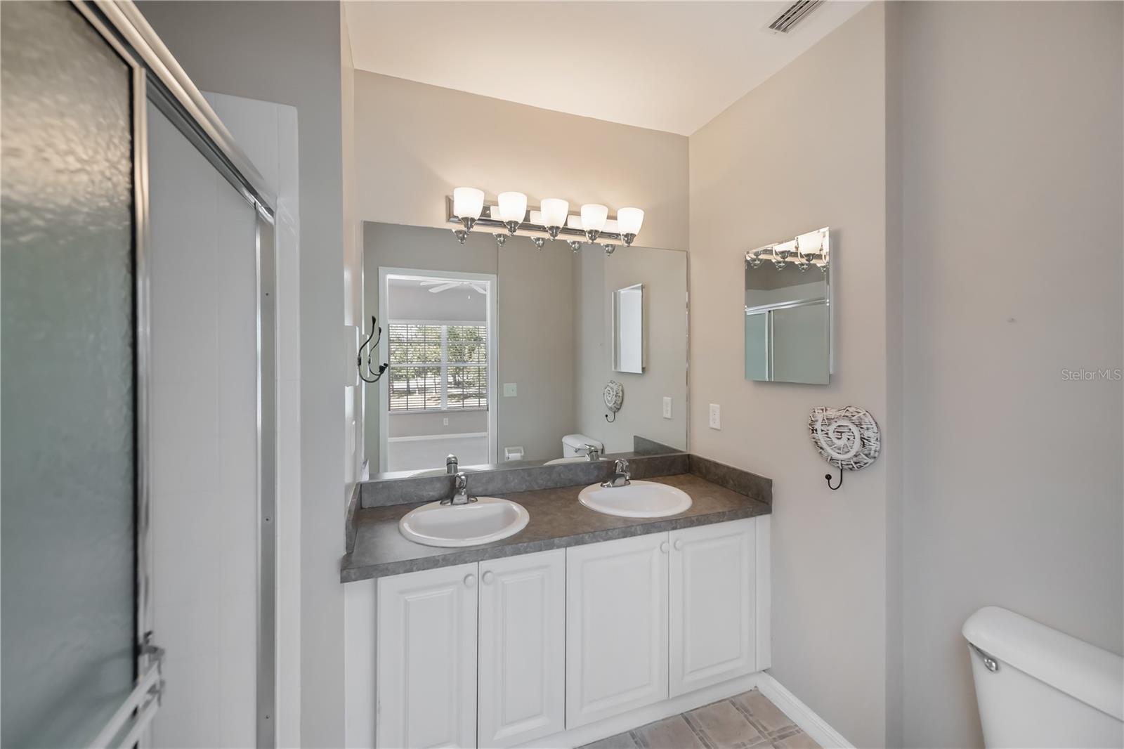 LAKE VIEW CONDOMINIUM AT HERITAGE - Residential