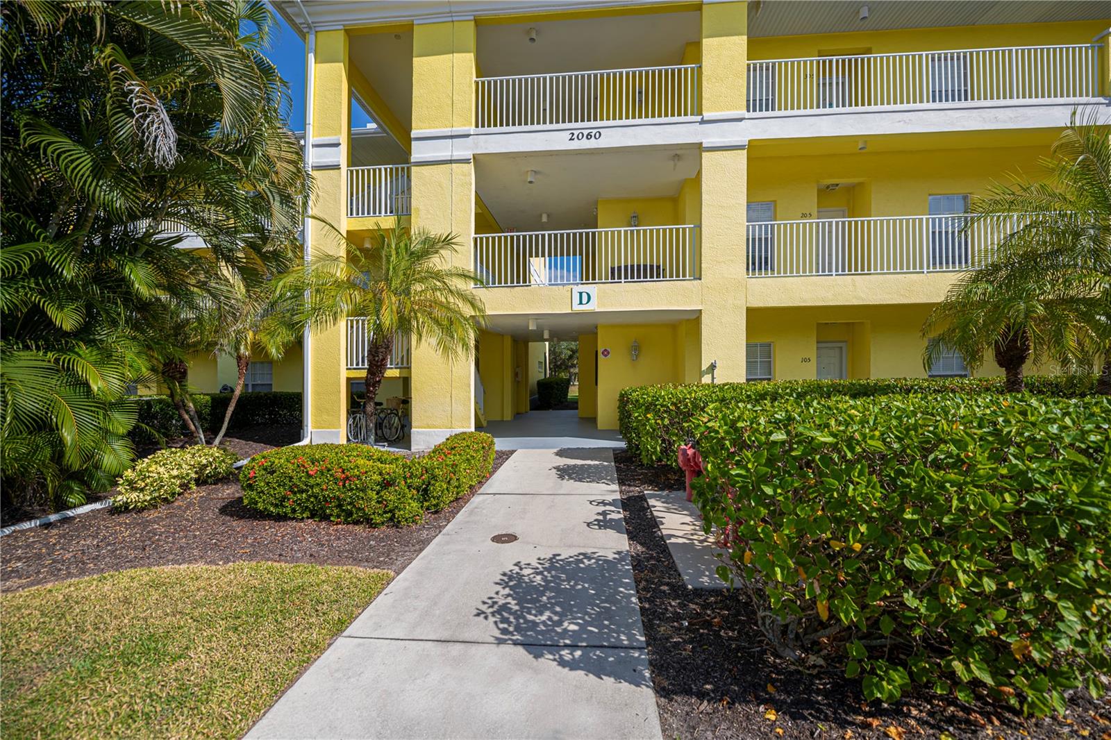 LAKE VIEW CONDOMINIUM AT HERITAGE - Residential