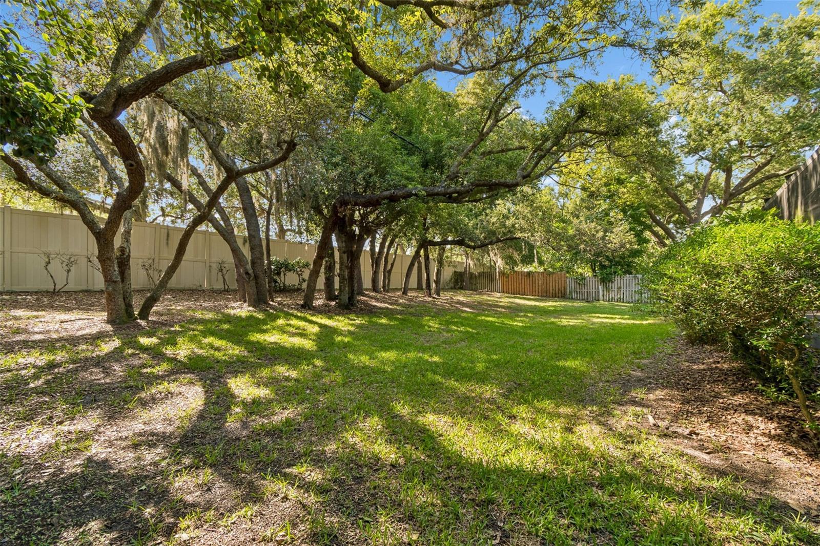 WESTLAKE VILLAGE - Residential