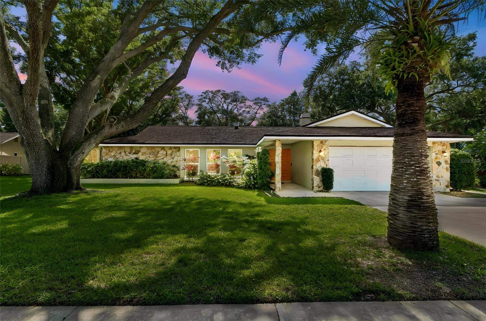 WESTLAKE VILLAGE - Residential