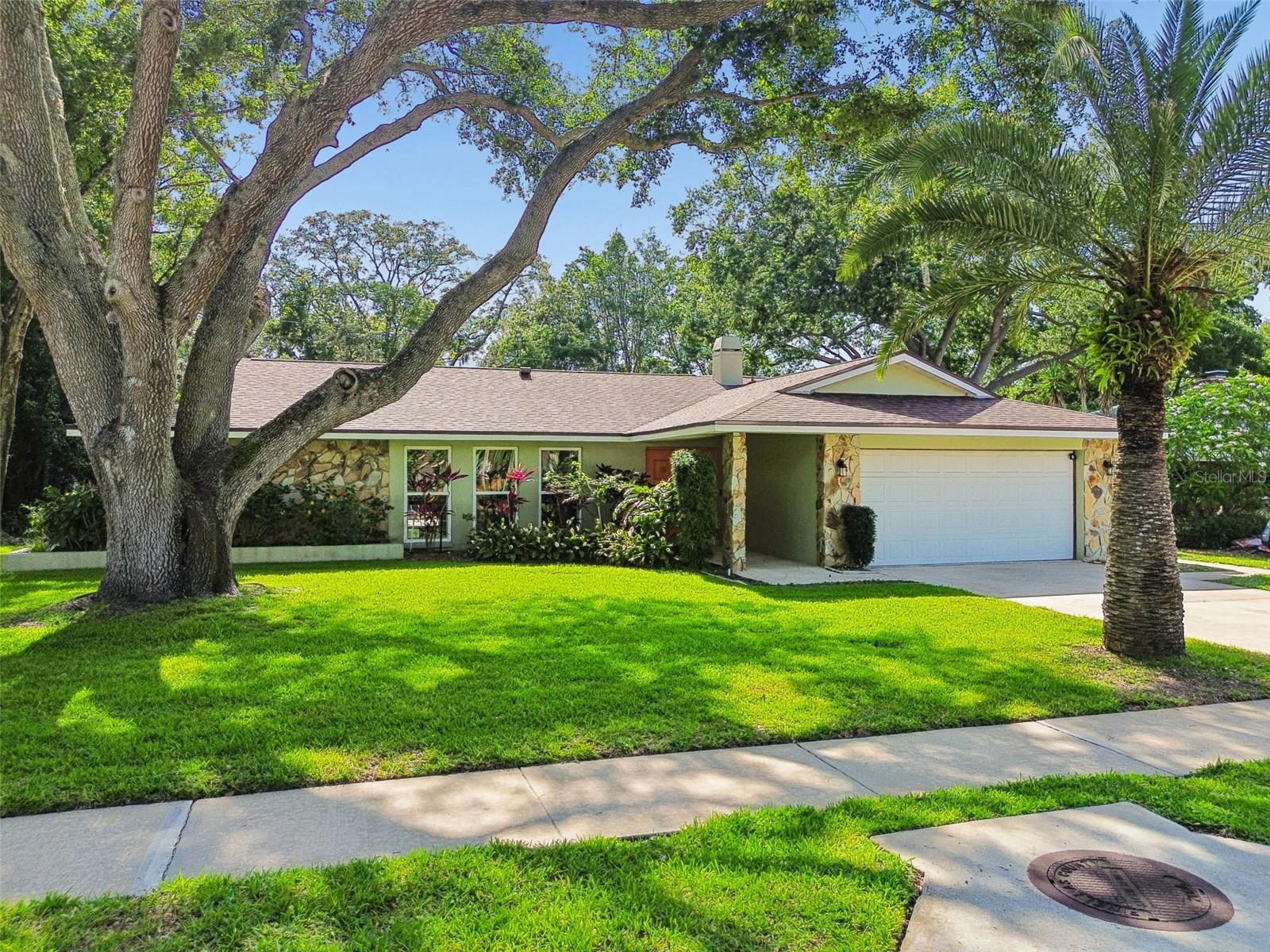 WESTLAKE VILLAGE - Residential