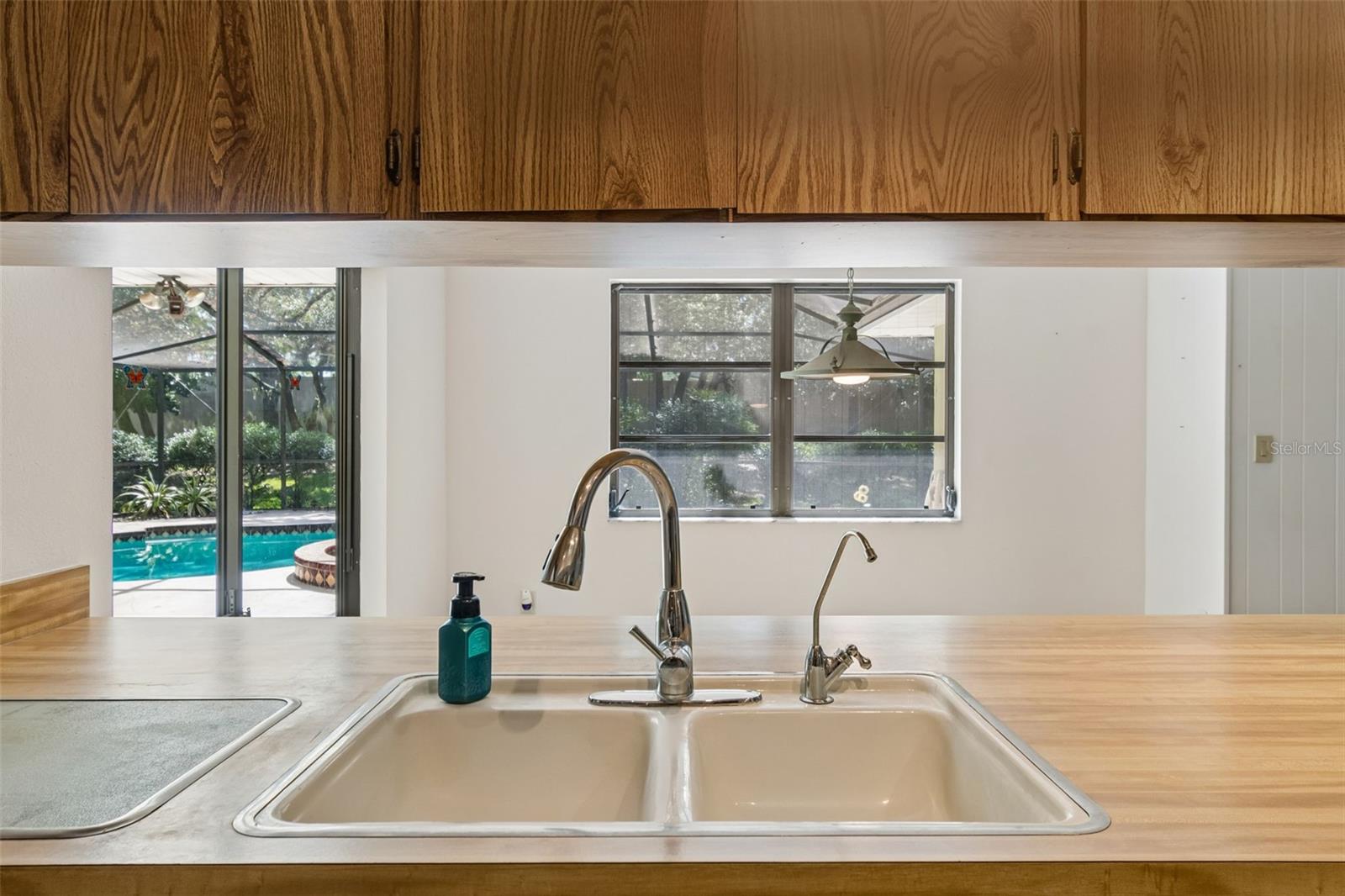 WESTLAKE VILLAGE - Residential