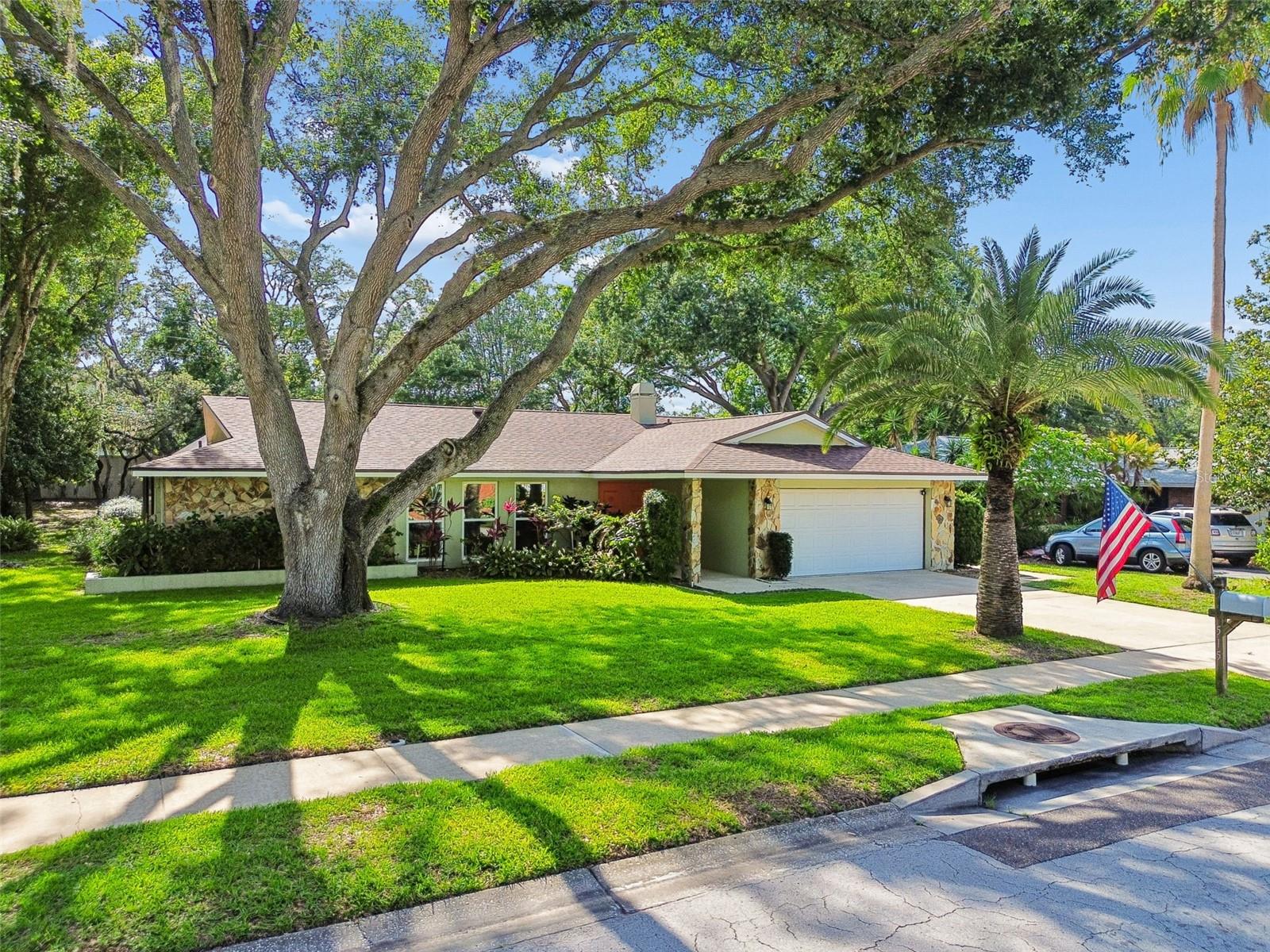 WESTLAKE VILLAGE - Residential