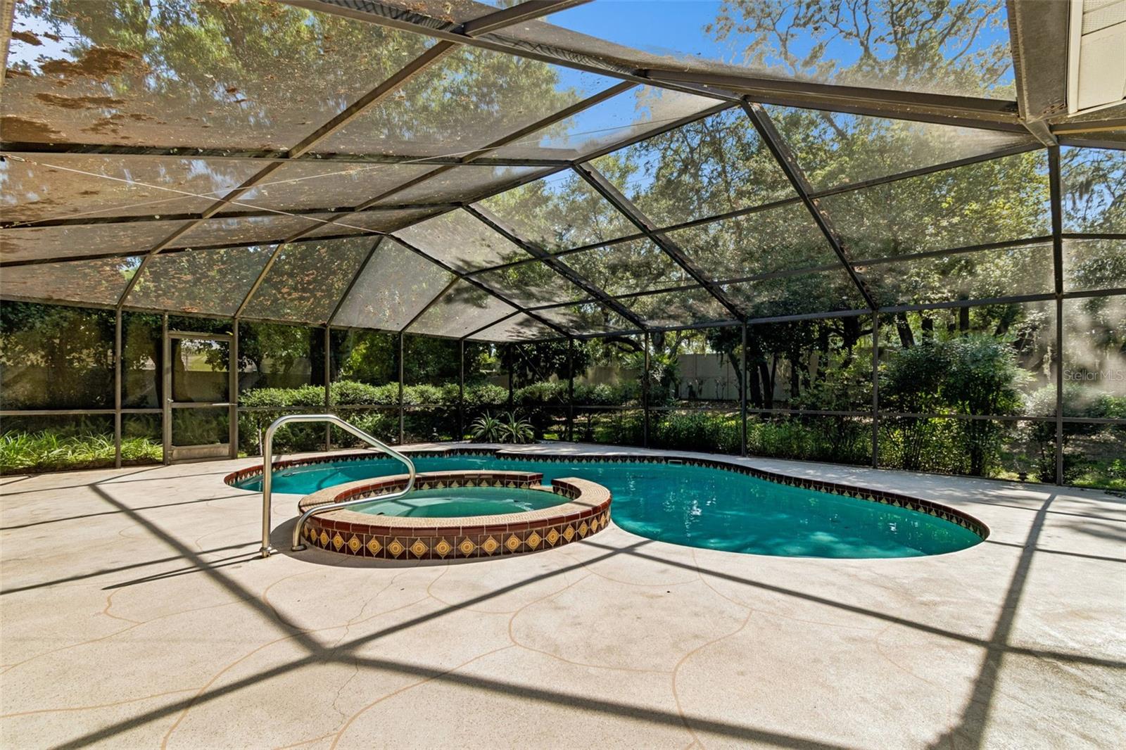WESTLAKE VILLAGE - Residential