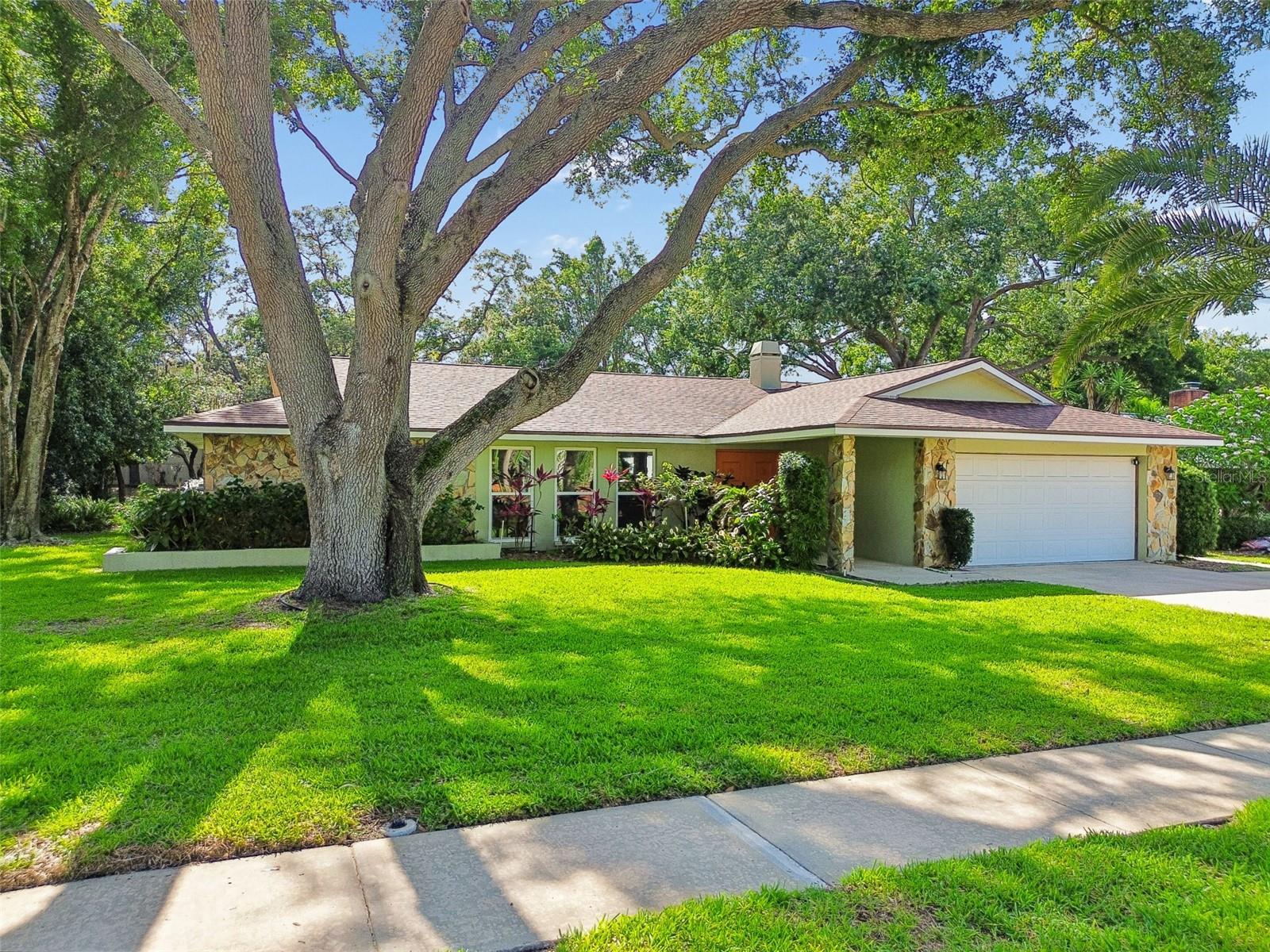 WESTLAKE VILLAGE - Residential
