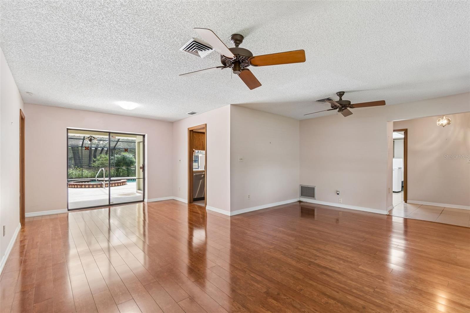 WESTLAKE VILLAGE - Residential