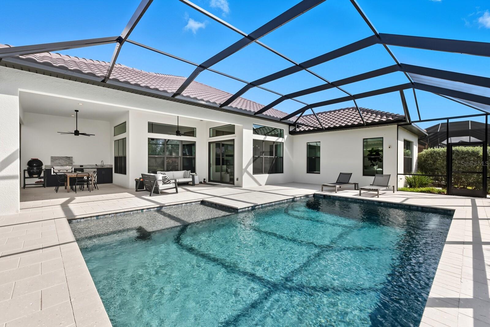 ARIA PH II - Residential