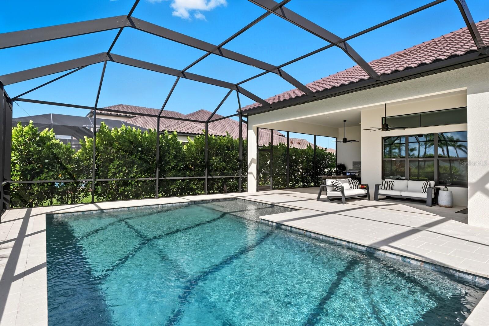 ARIA PH II - Residential
