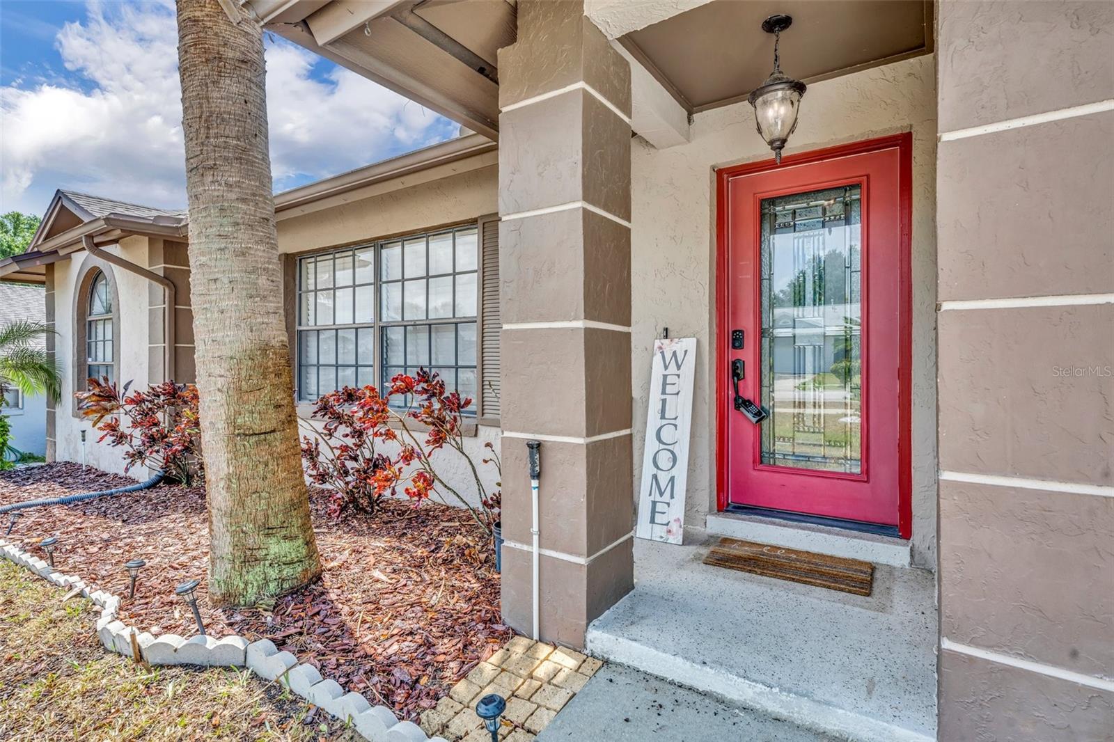 15628 HIDDEN LAKE CIRCLE