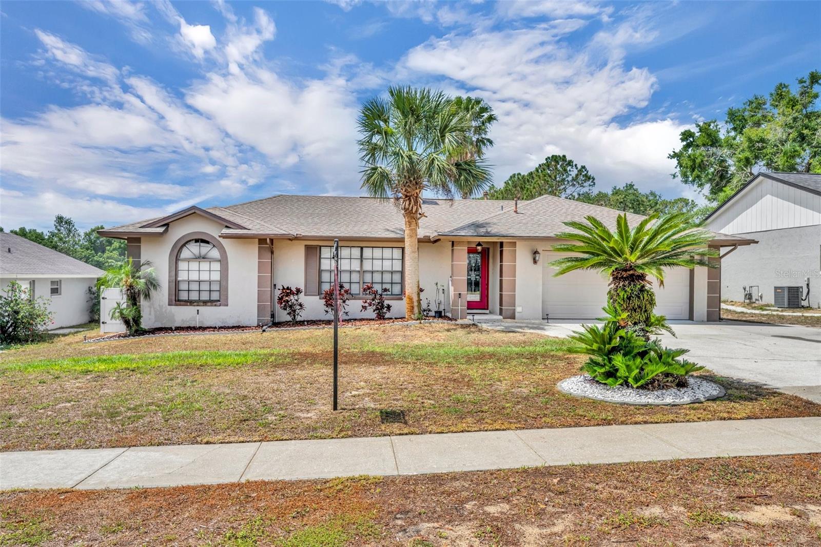 15628 HIDDEN LAKE CIRCLE