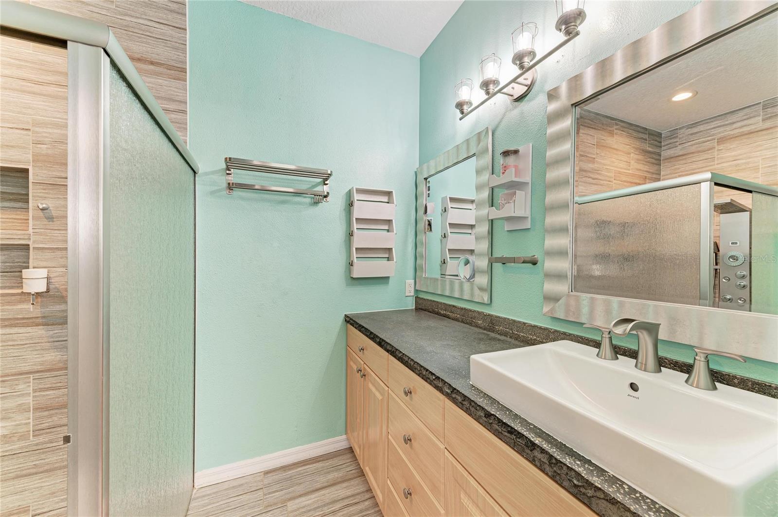 GOLDENS THIRD ADD TO VERNA - Residential