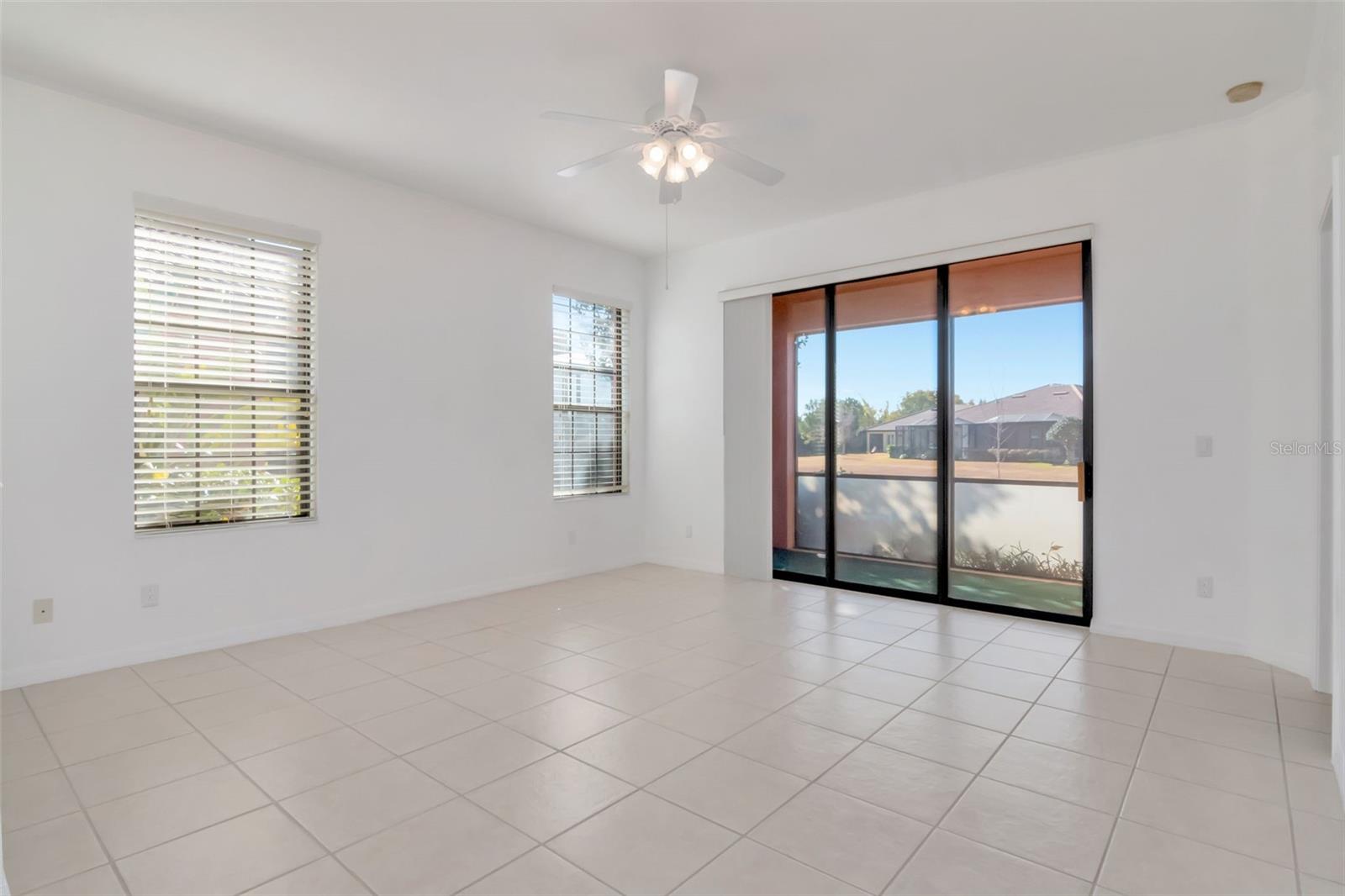 SOUTHSHORE FALLS PH 1 - Residential