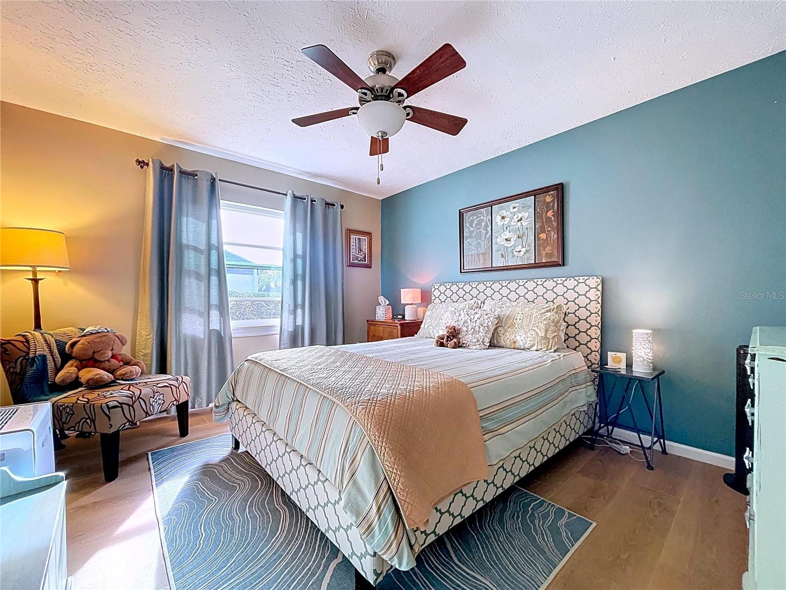 LAKE MAGDALENE MANORS - Residential