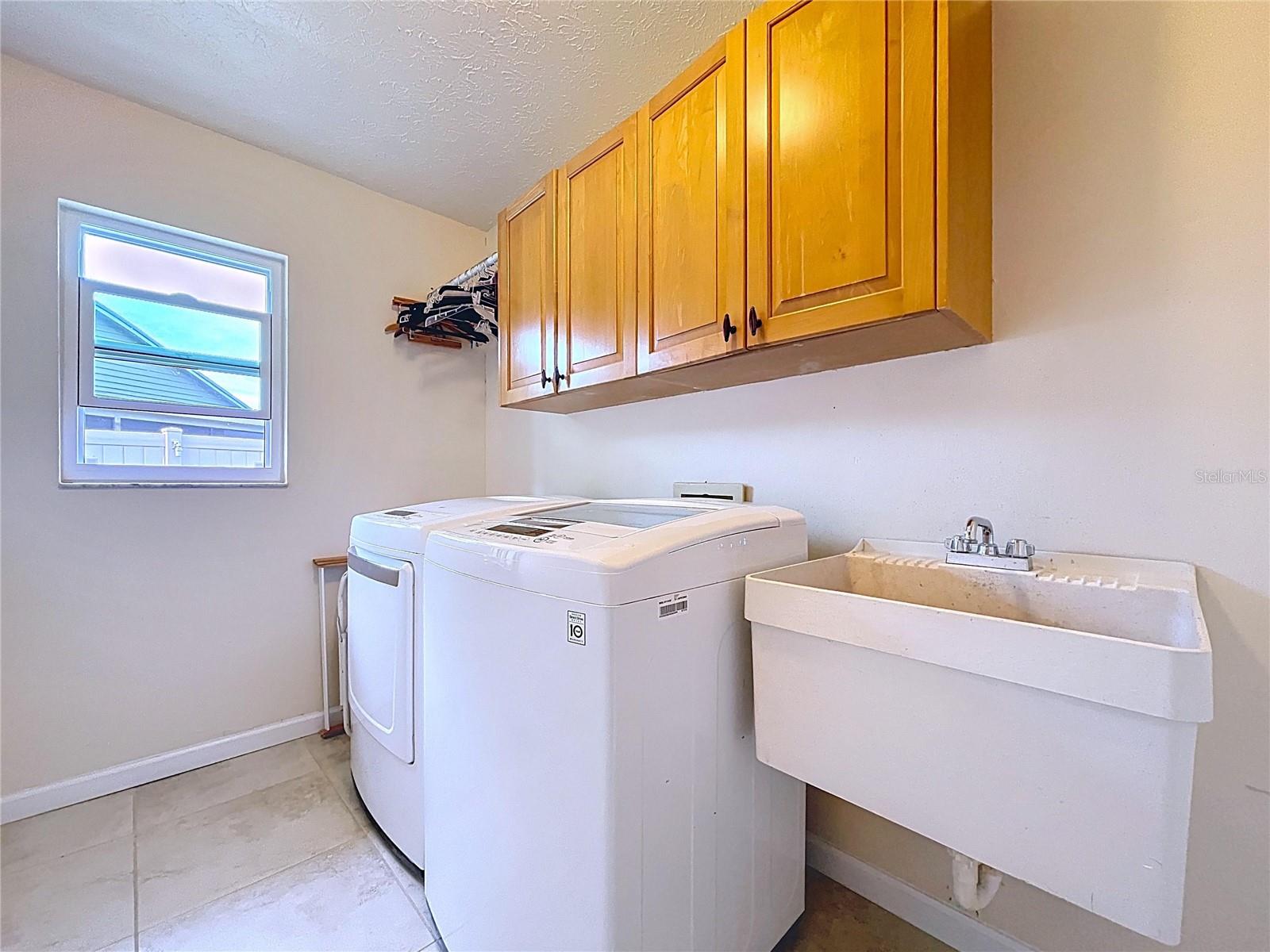 LAKE MAGDALENE MANORS - Residential