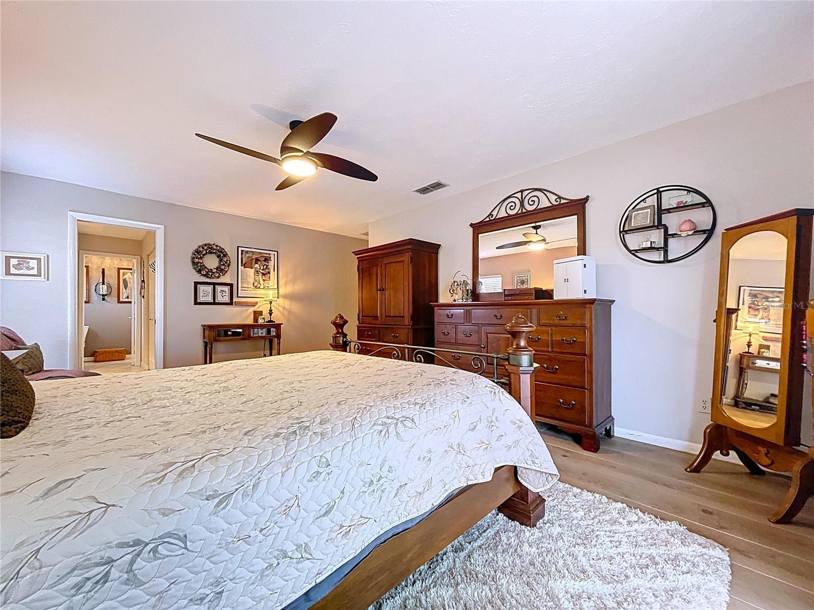 LAKE MAGDALENE MANORS - Residential