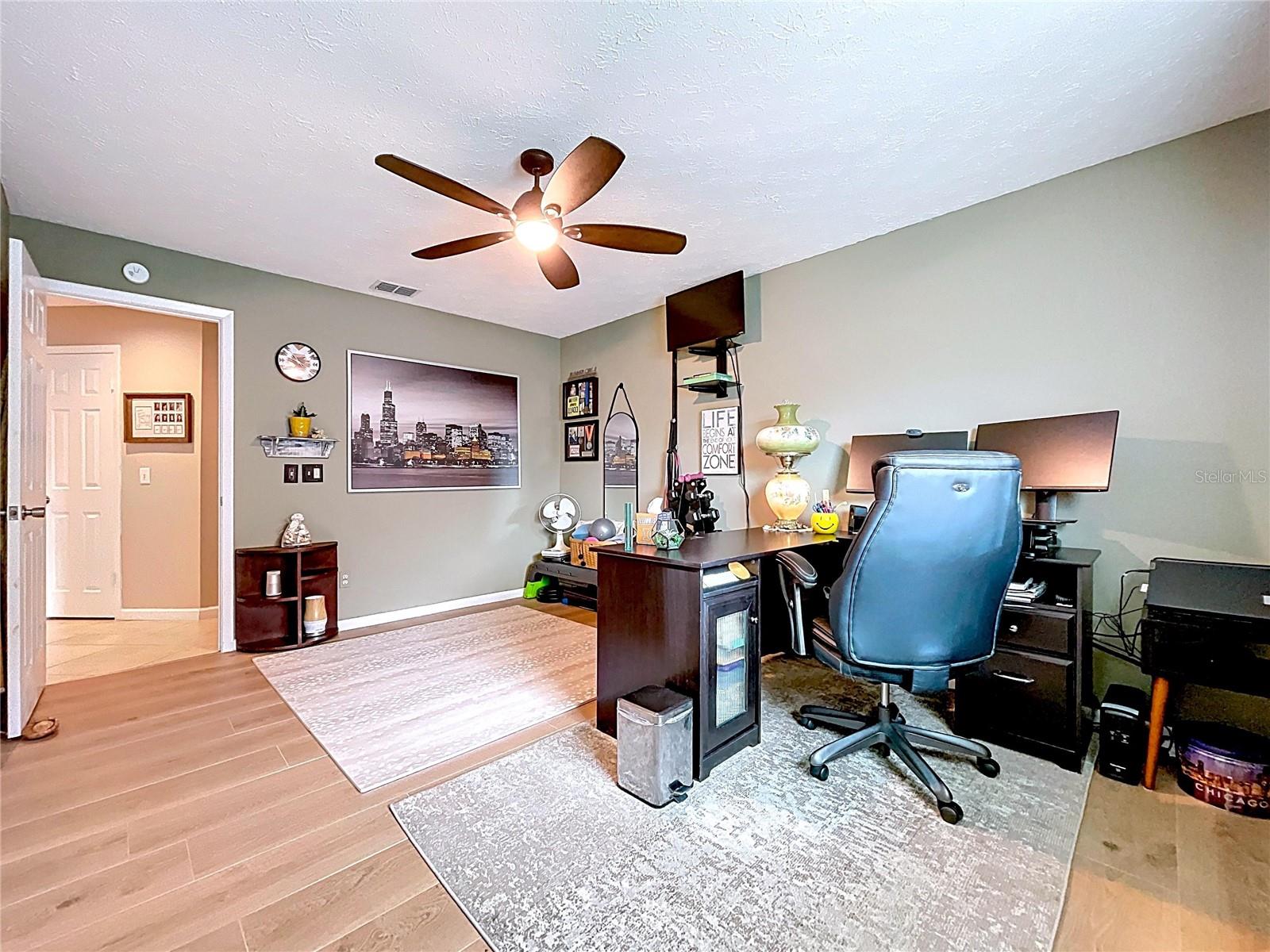 LAKE MAGDALENE MANORS - Residential