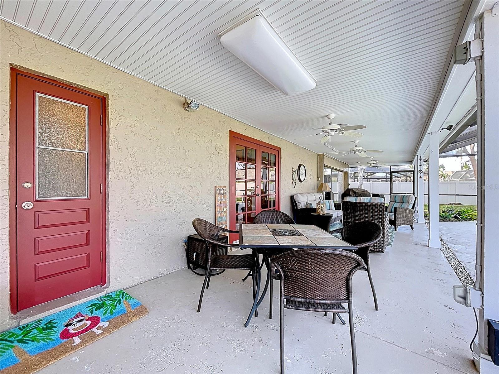 LAKE MAGDALENE MANORS - Residential