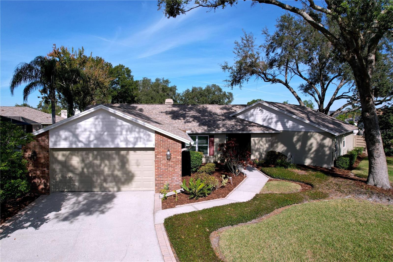 LAKE MAGDALENE MANORS - Residential