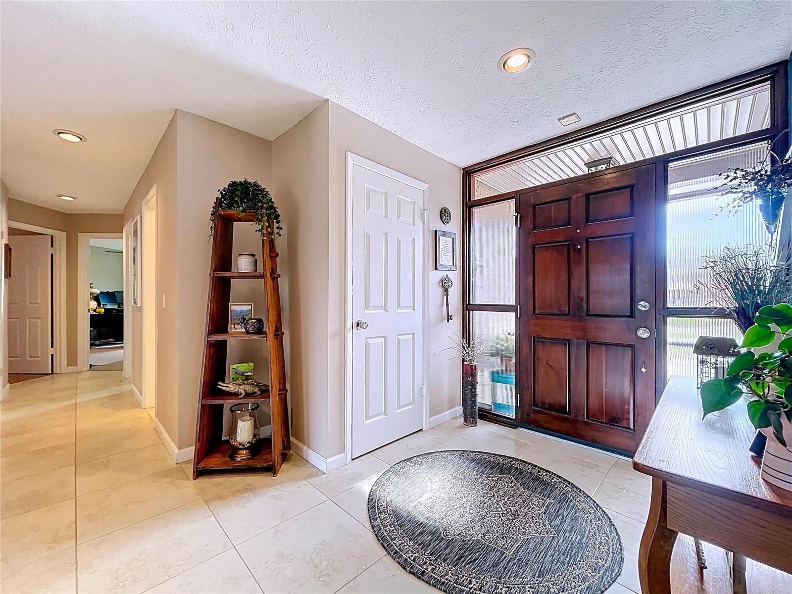 LAKE MAGDALENE MANORS - Residential