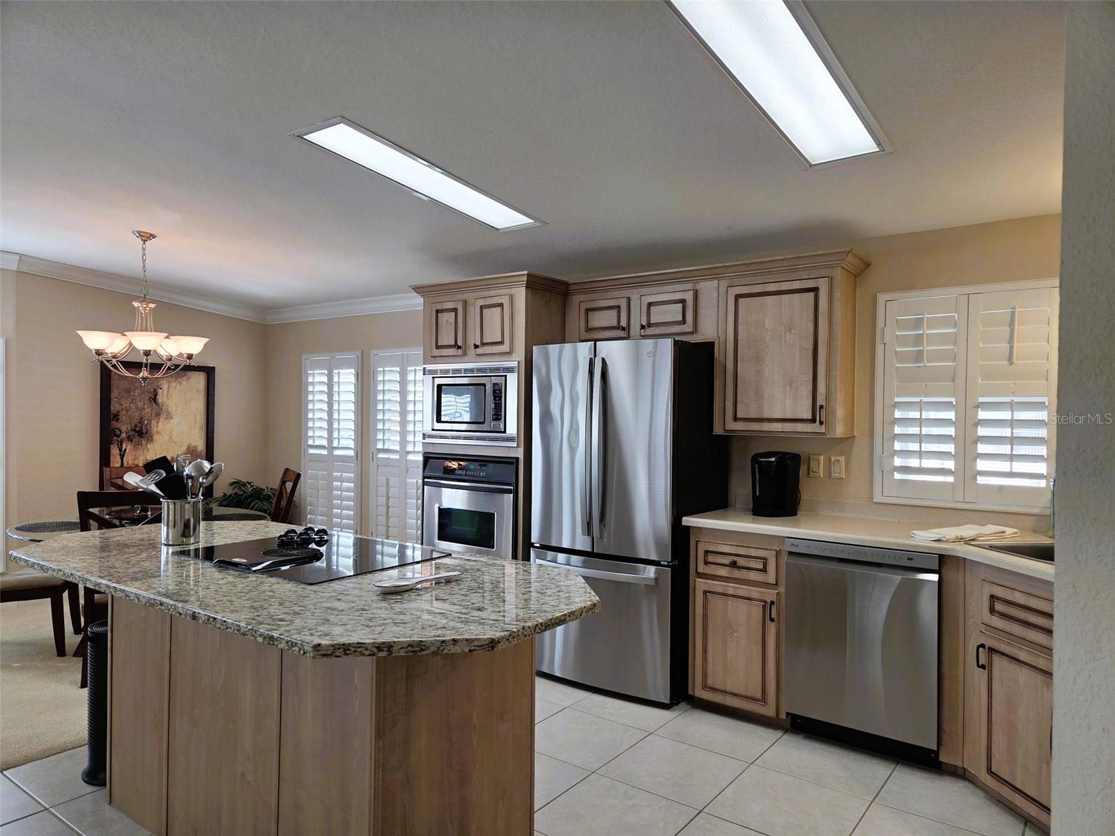 OAKWOOD MANOR - Residential