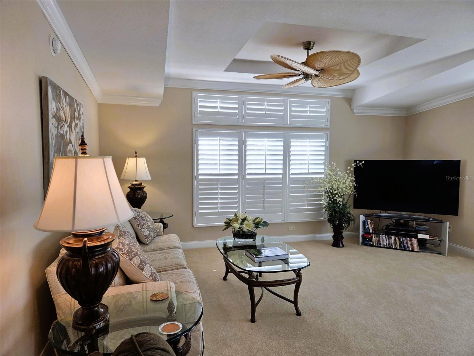 OAKWOOD MANOR - Residential