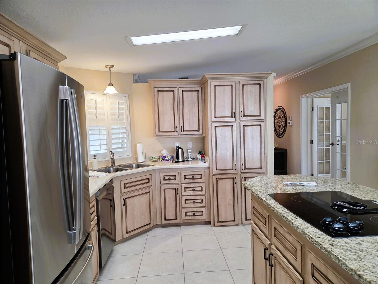 OAKWOOD MANOR - Residential