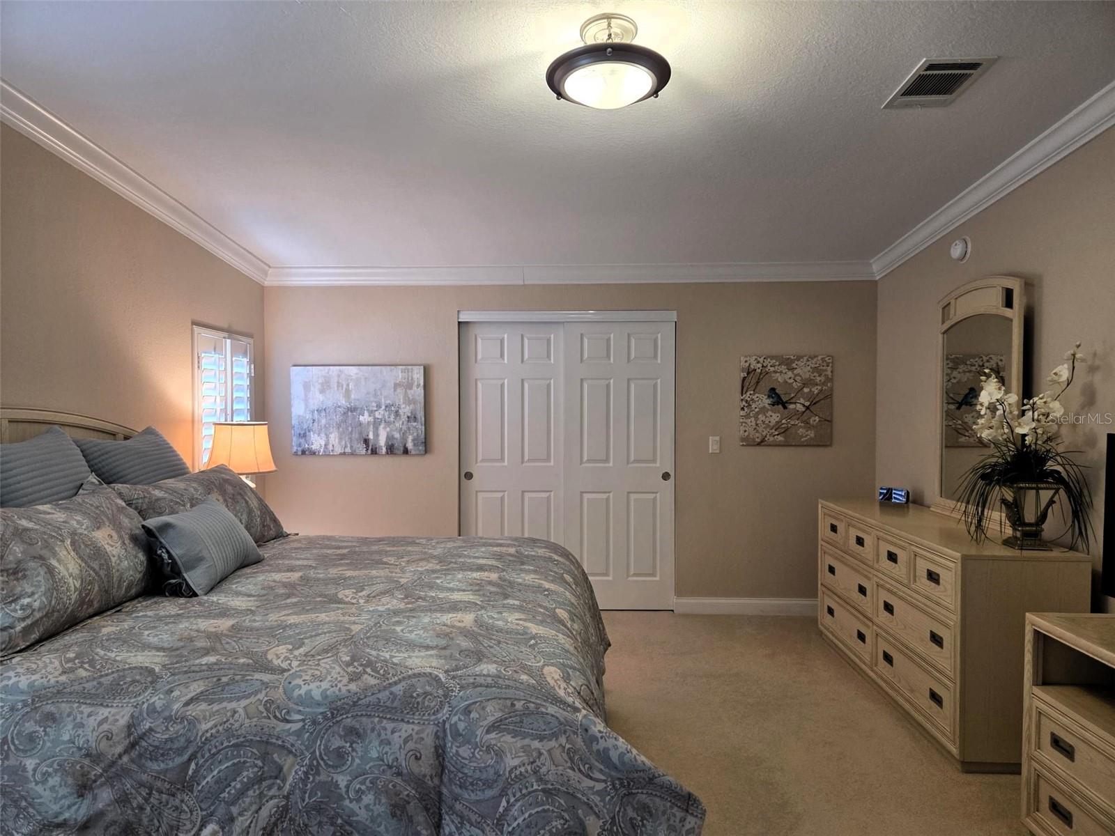 OAKWOOD MANOR - Residential