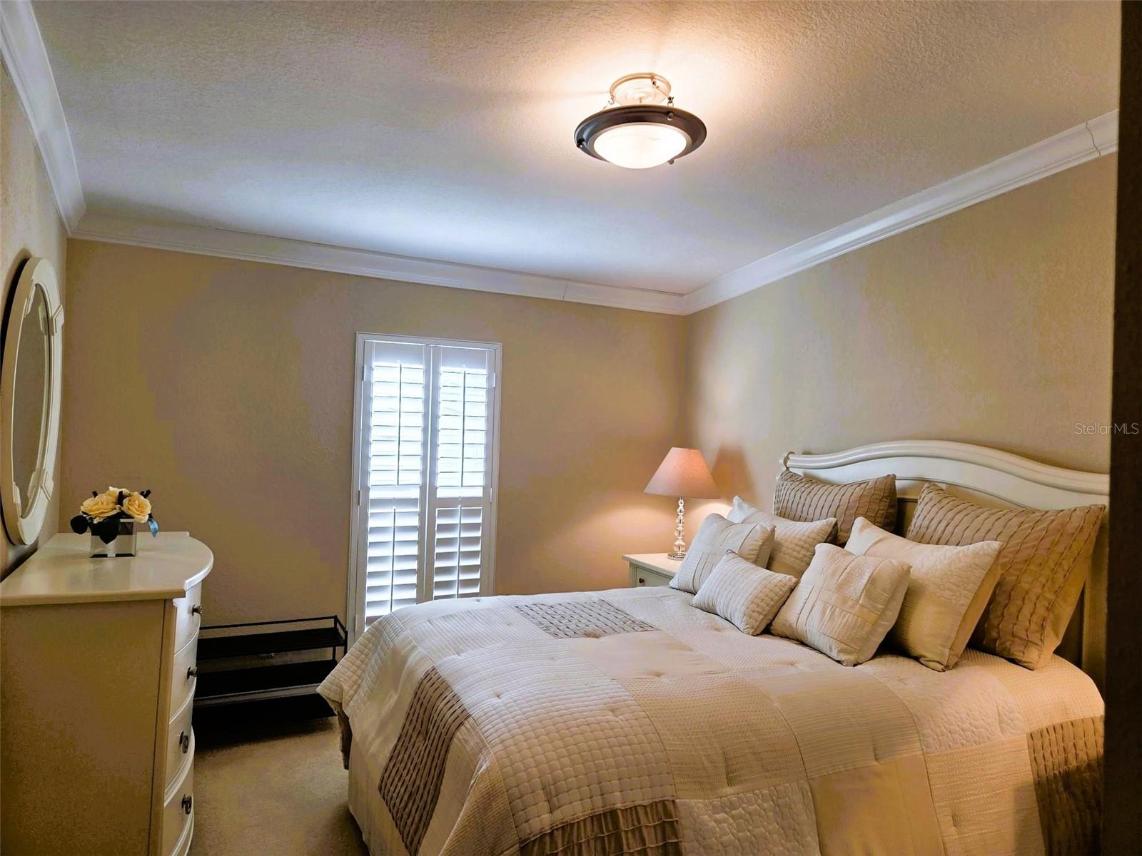 OAKWOOD MANOR - Residential