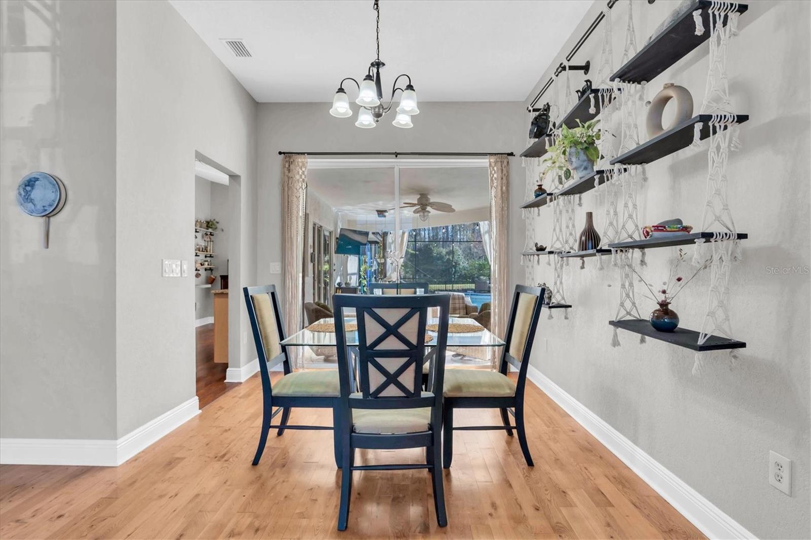 HUNTERS RIDGE - Residential