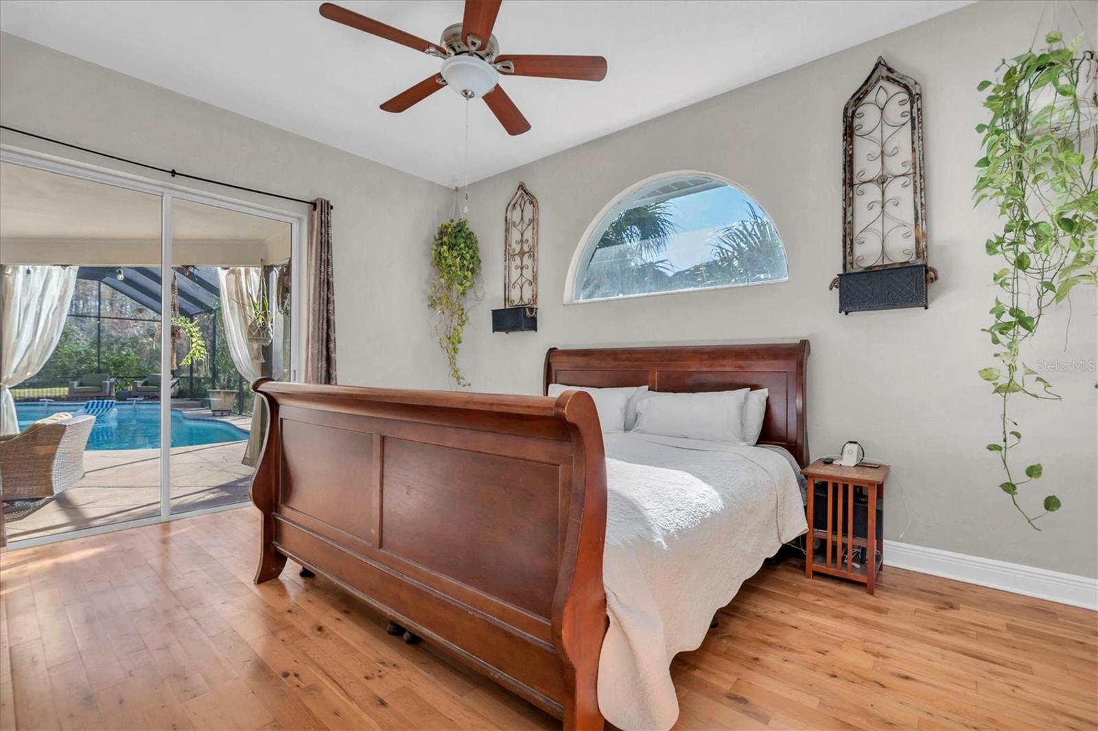 HUNTERS RIDGE - Residential