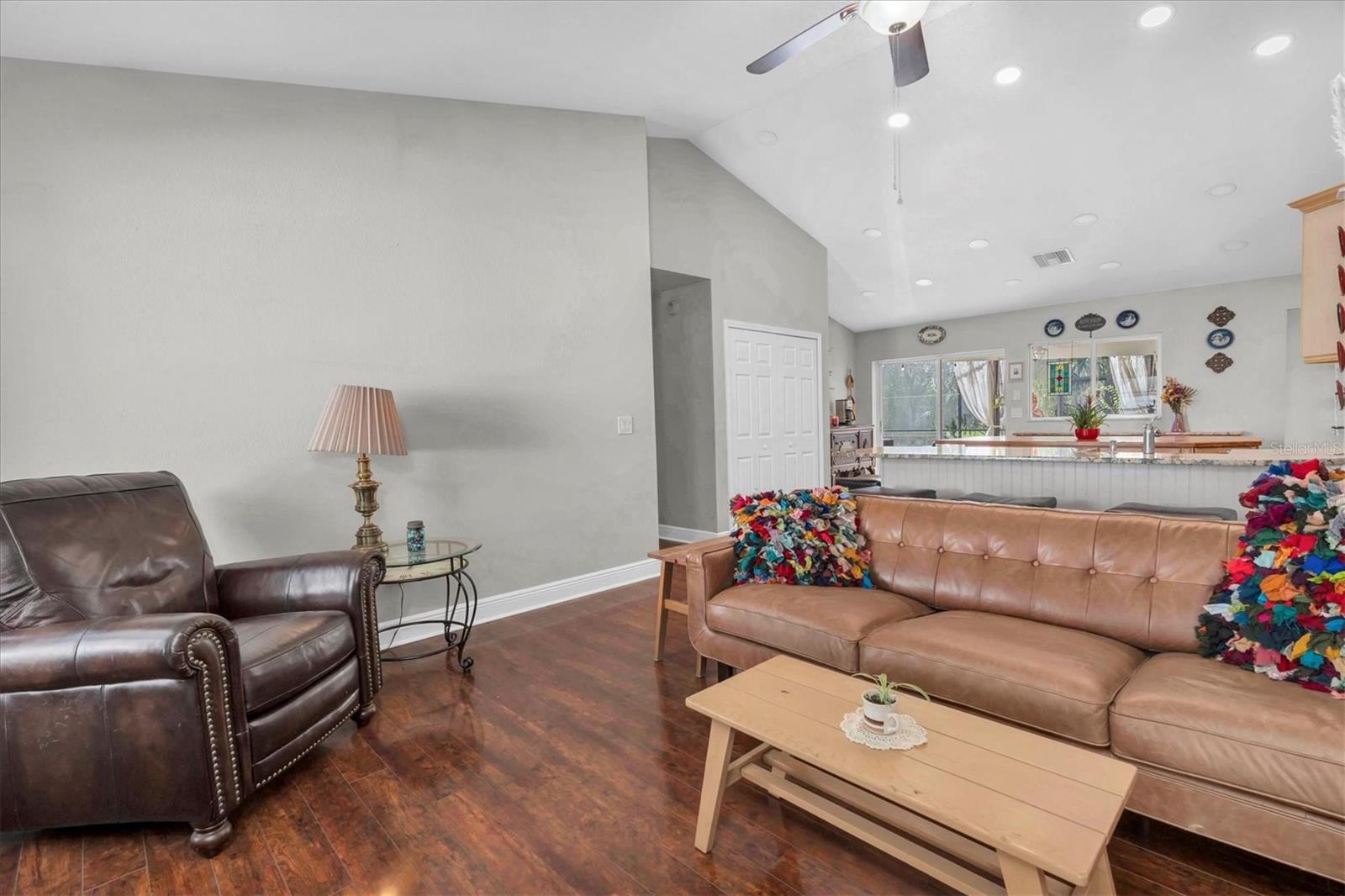 HUNTERS RIDGE - Residential