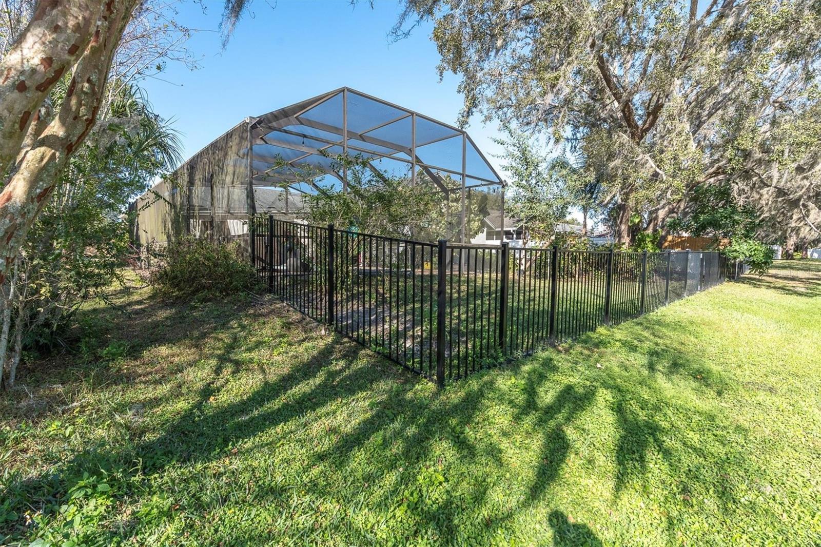 HUNTERS RIDGE - Residential