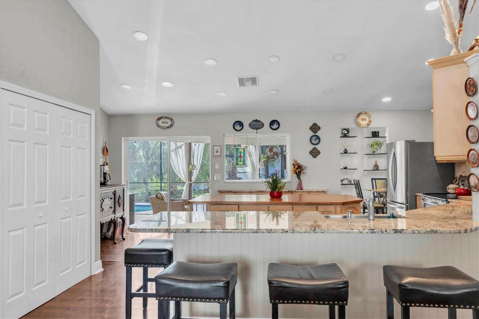 HUNTERS RIDGE - Residential