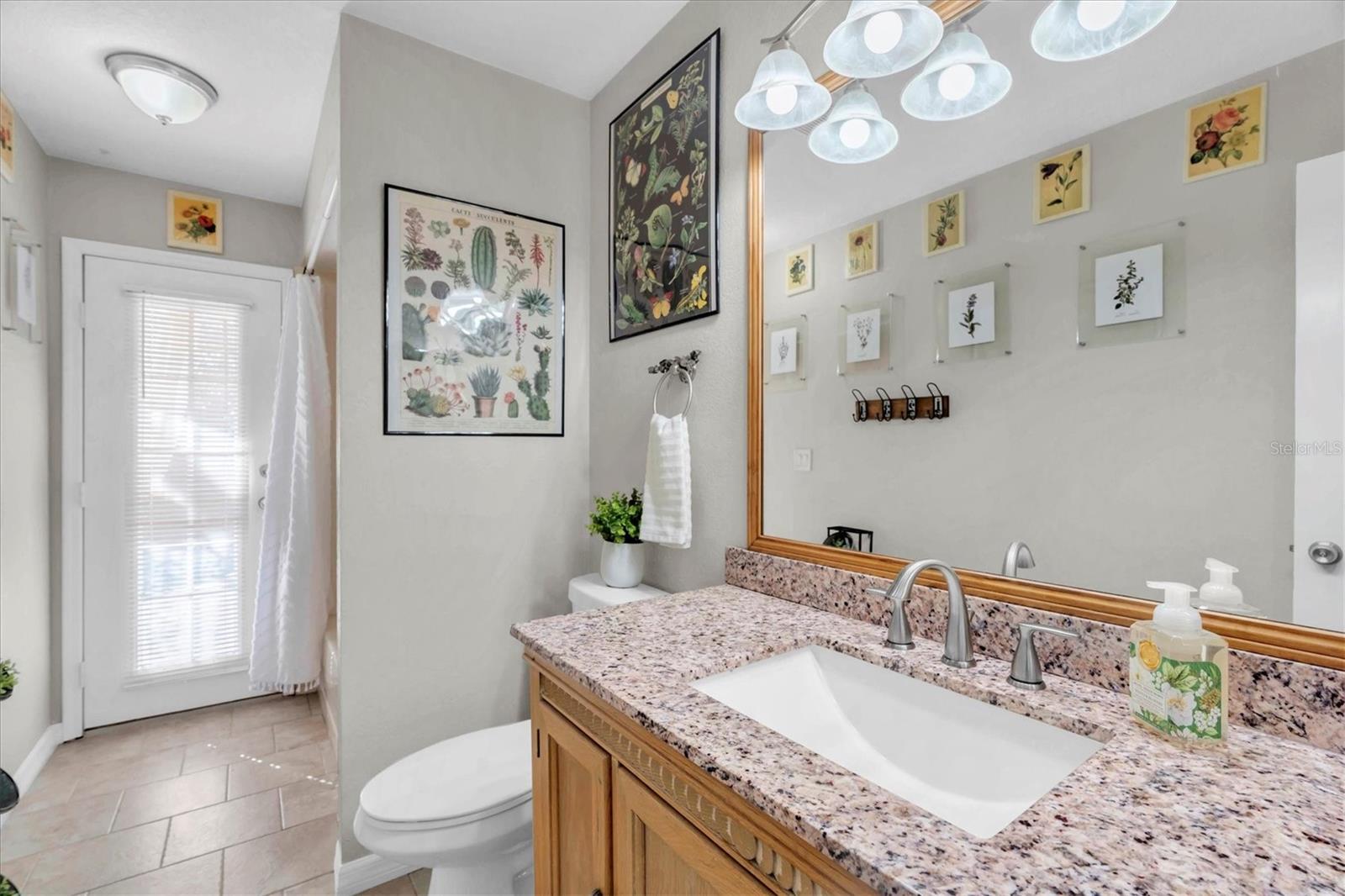 HUNTERS RIDGE - Residential