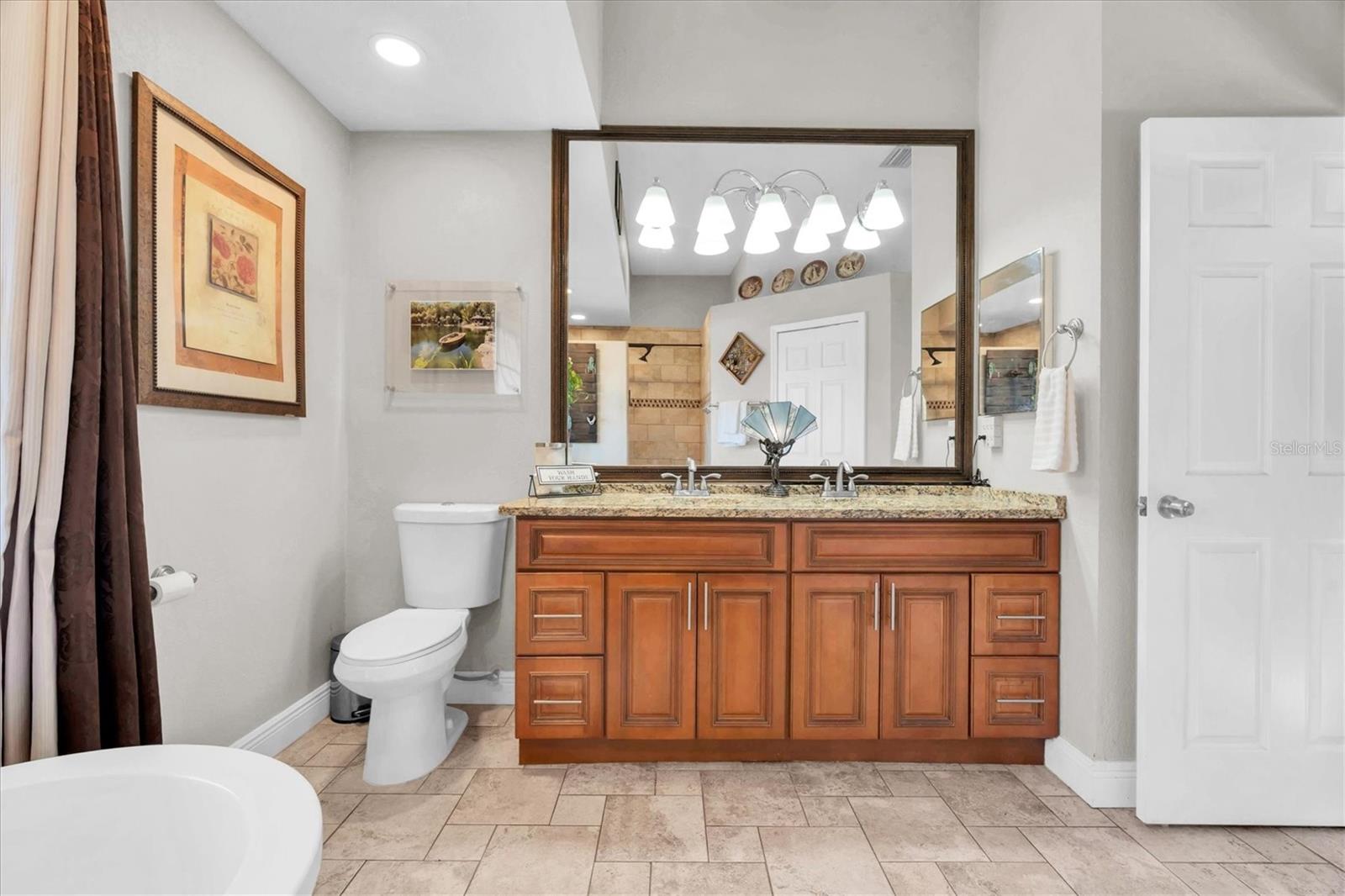 HUNTERS RIDGE - Residential