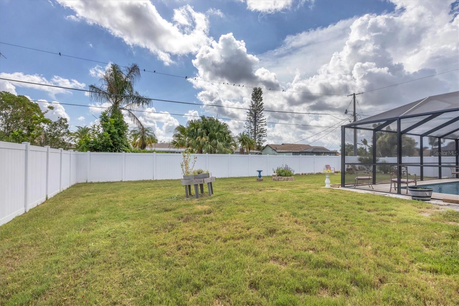 VENICE EAST 6TH ADD - Residential