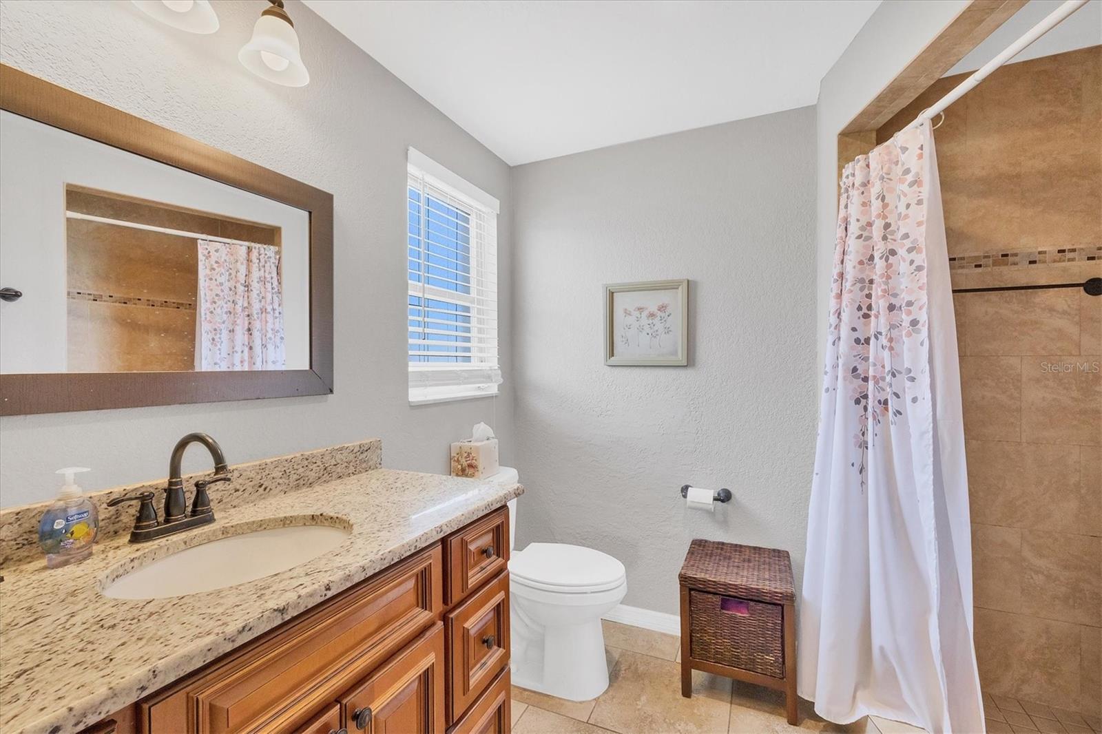 VENICE EAST 6TH ADD - Residential