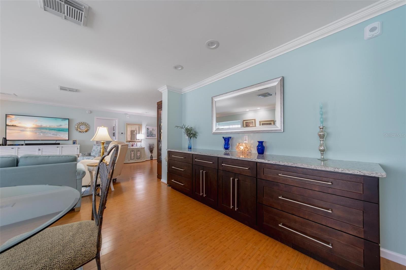 BAYWAY ISLES POINT BRITTANY ONE - Residential