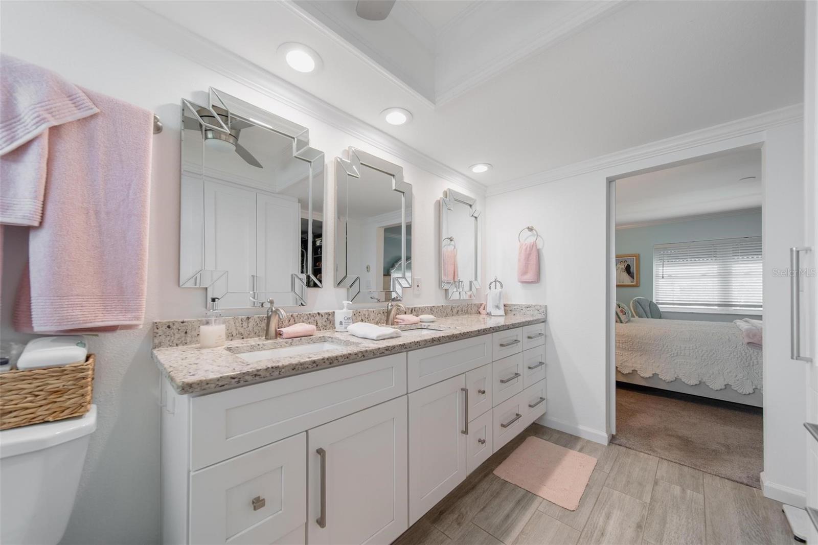 BAYWAY ISLES POINT BRITTANY ONE - Residential