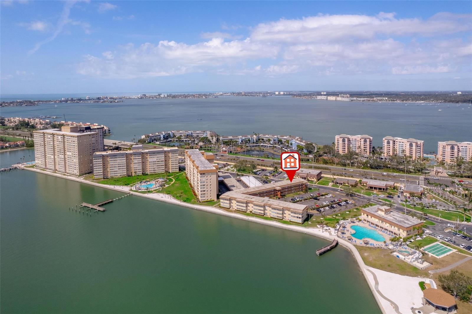 BAYWAY ISLES POINT BRITTANY ONE - Residential