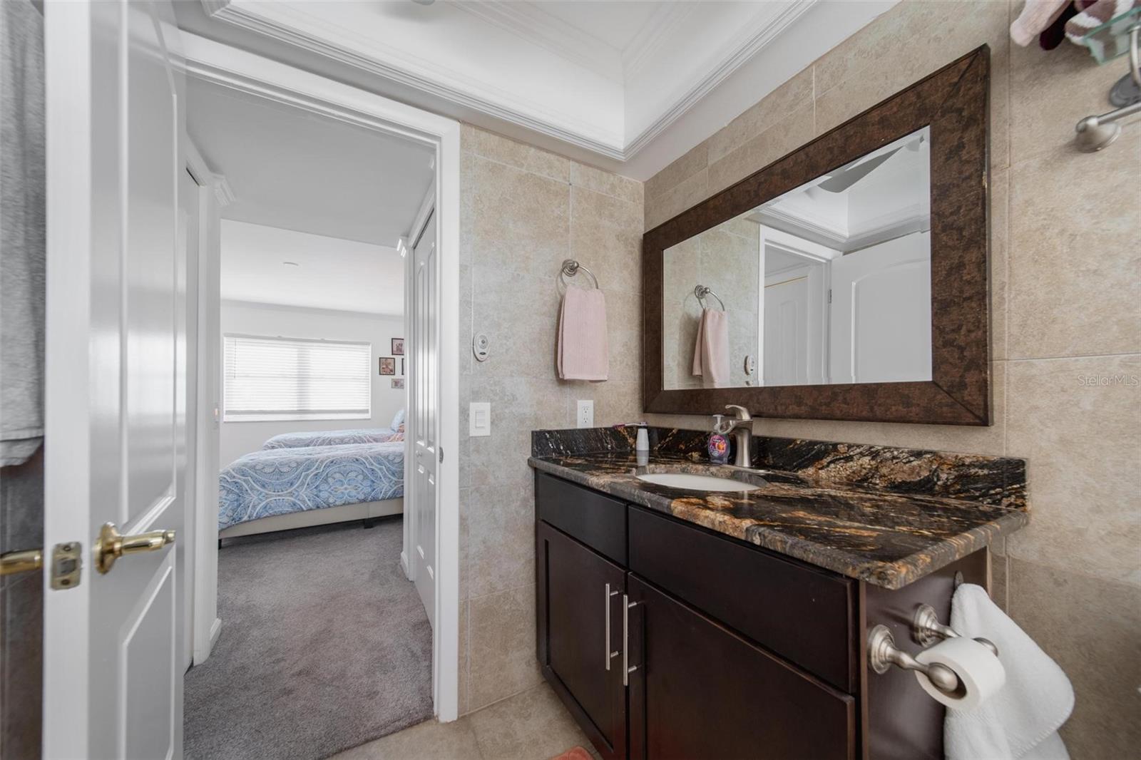 BAYWAY ISLES POINT BRITTANY ONE - Residential