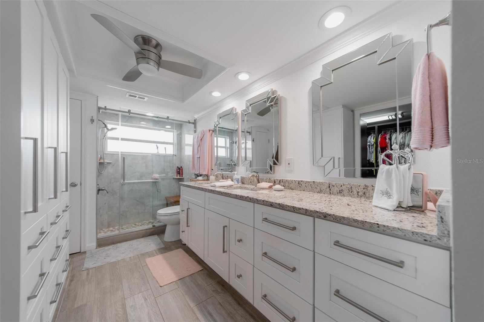 BAYWAY ISLES POINT BRITTANY ONE - Residential