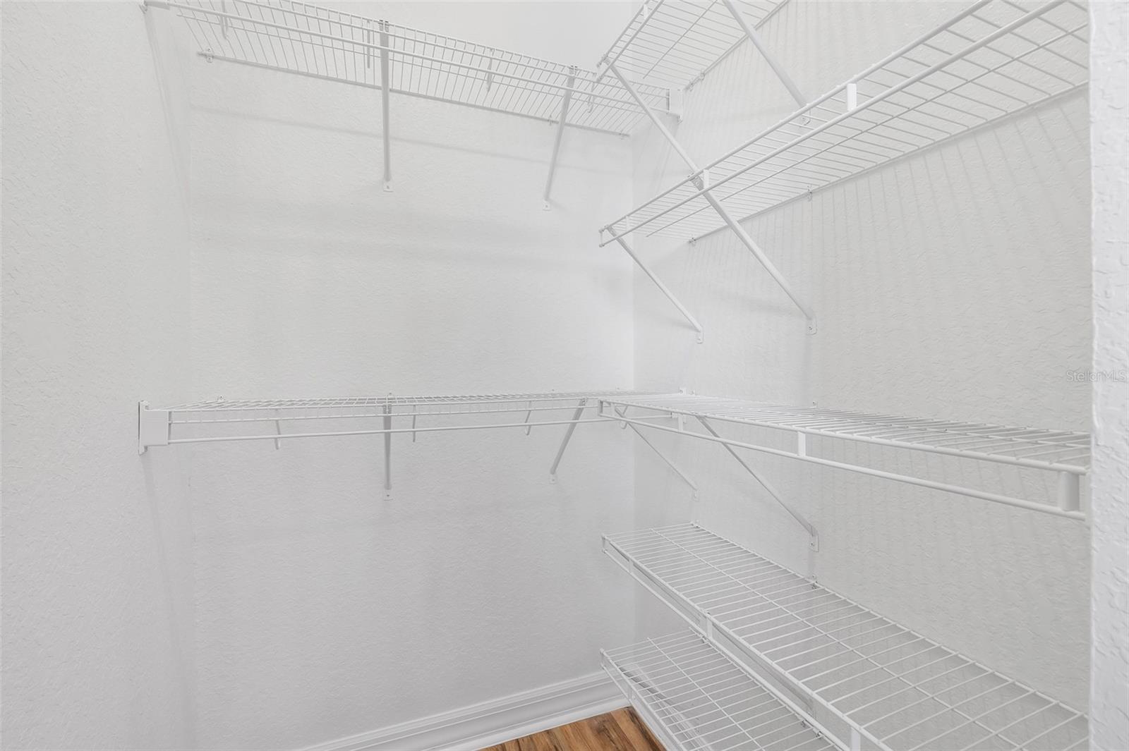 WOODLAND LAKES PRESERVE UN 02 - Residential