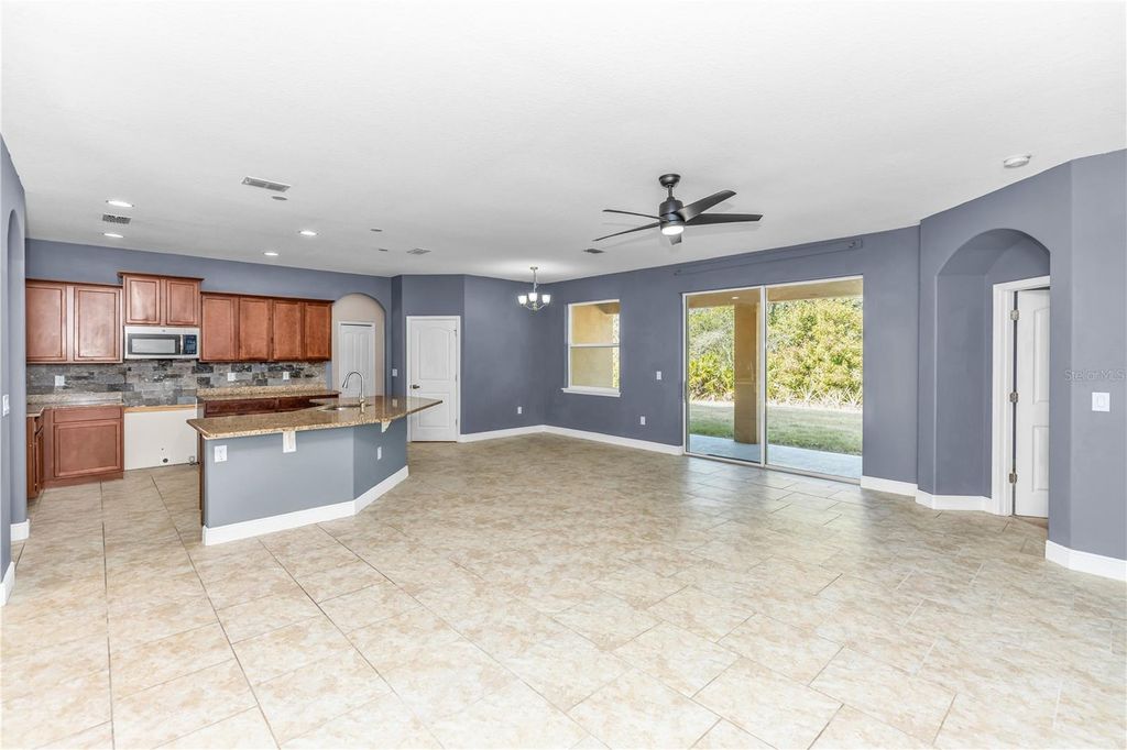 Photo of 335 River Vale Lane, Ormond Beach, FL 32174 (MLS # O6383227)