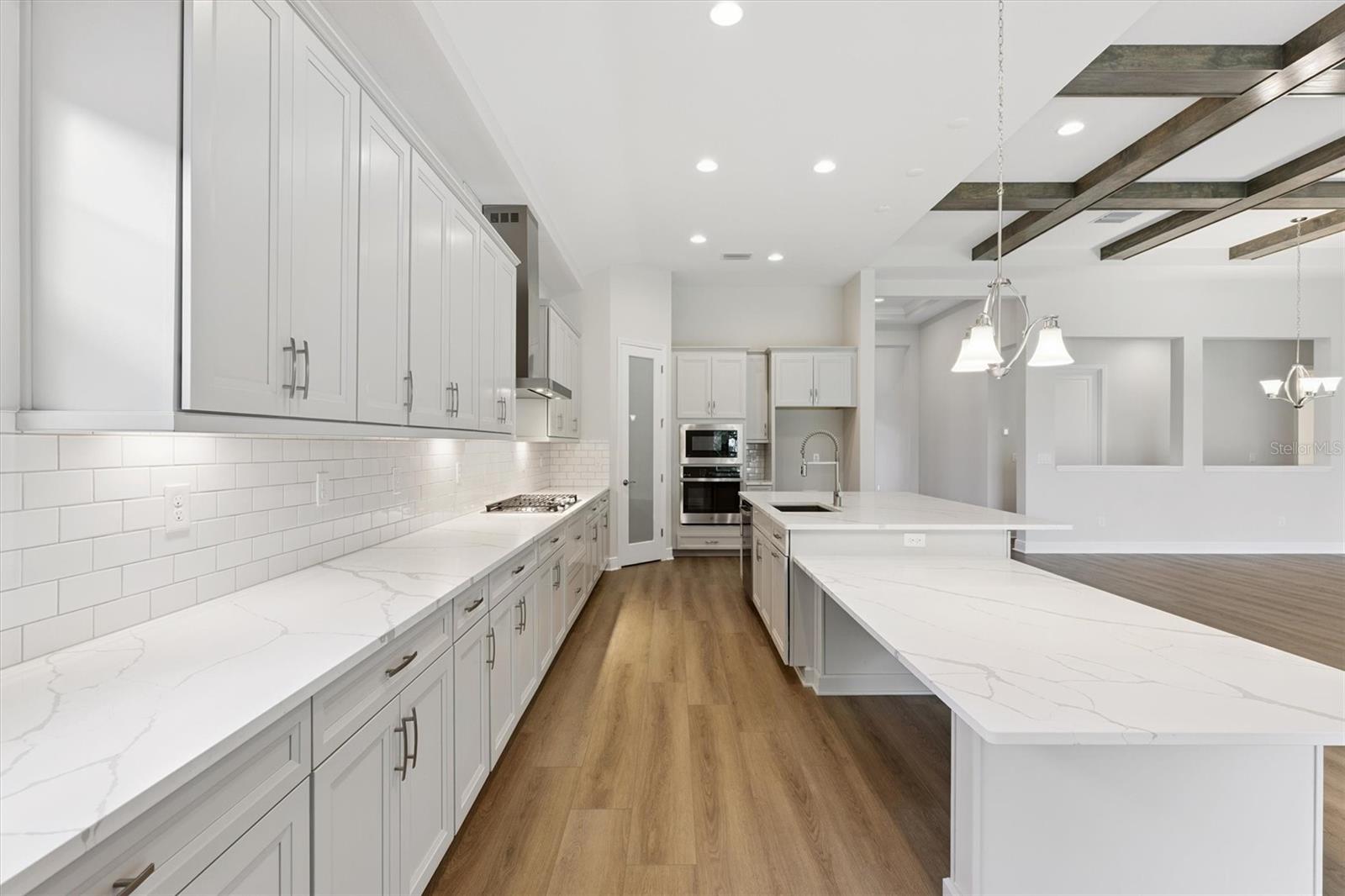 HAWKSTONE - Residential